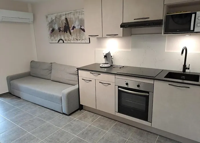 Apartment Grande Terrasse Rdc A150 M De La *